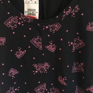 NWOT Black t-shirt dress pink cassette stars 6 H&M